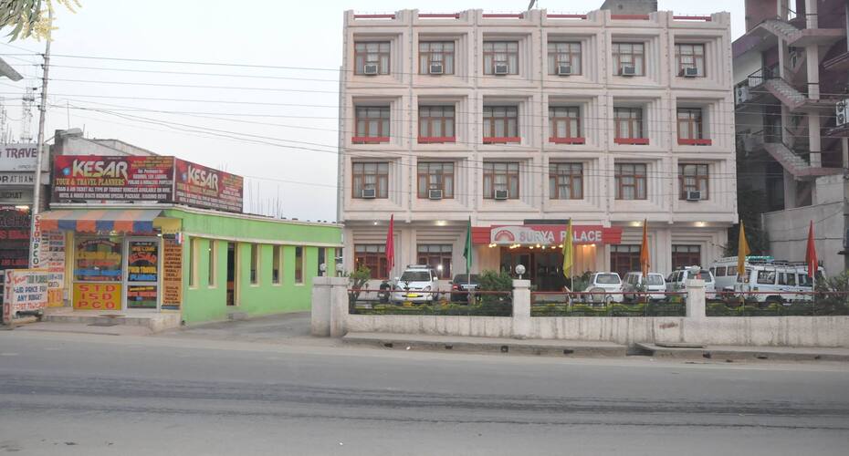 Hotel Surya Palace, Katra 3